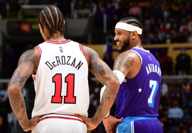 英雄联盟-今晨体能课后，马赛手感冰凉备战欧超杯，赛场秩序良好，医务组通报恢复的简单介绍